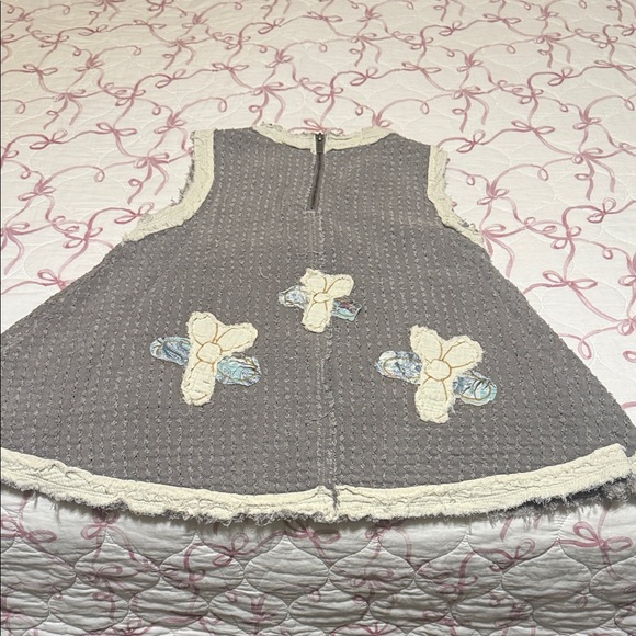 POL Charcoal Tank with Cream and Blue Floral Design - Picture 5 of 12